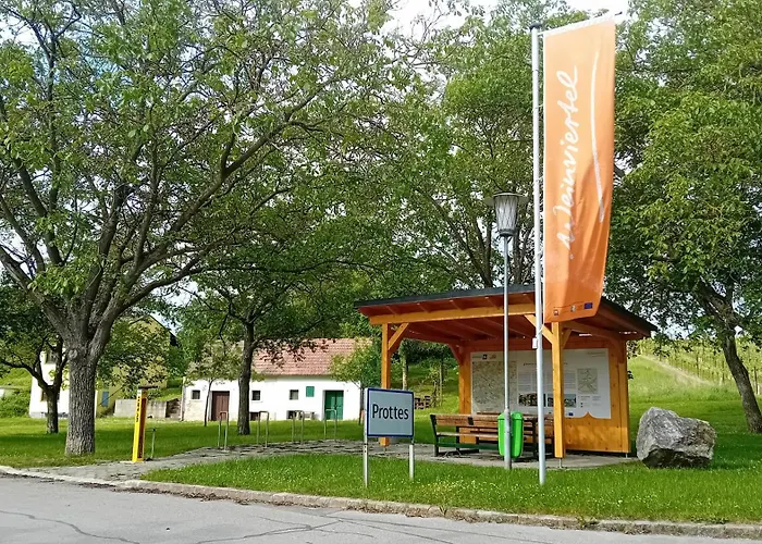 Anna Feriehus Prottes